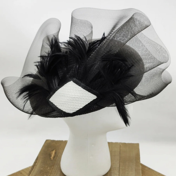 Vintage Straw Hat • by Sandra New York • Black w/ White • 50s/60s - Picture 3 of 8